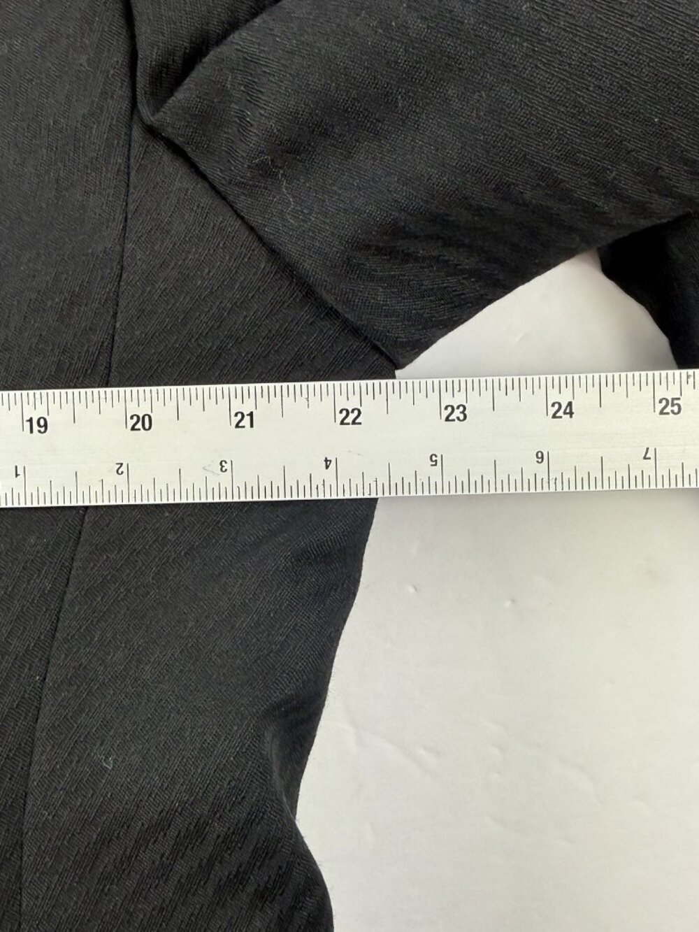 BLACK FORMAL TUXEDO 42R OSCAR de la RENTA Shawl Collar Black Suit Jacket Coat - Picture 9 of 12